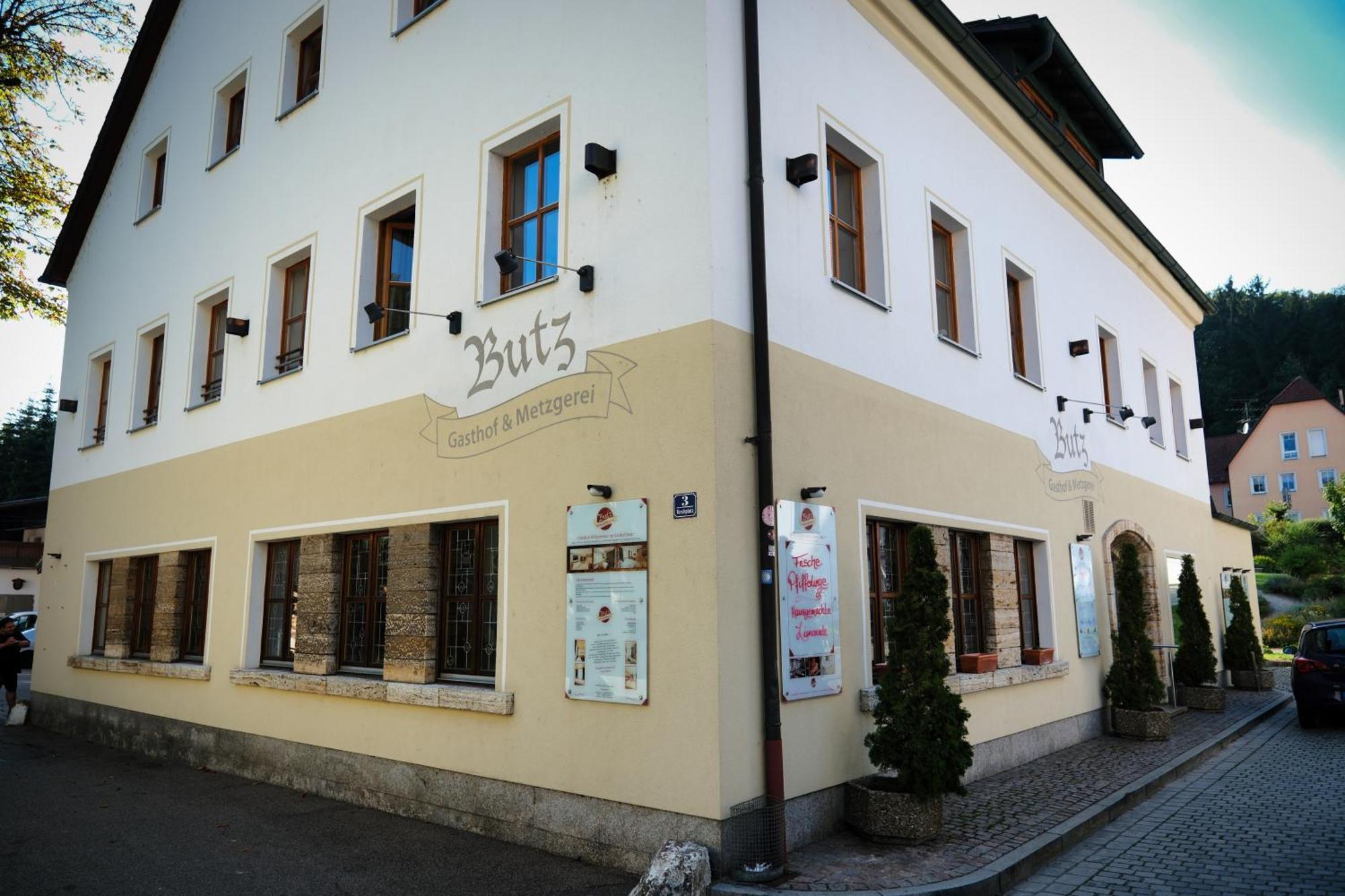 "Beim Butz" Hotel Worth an der Donau Exterior foto