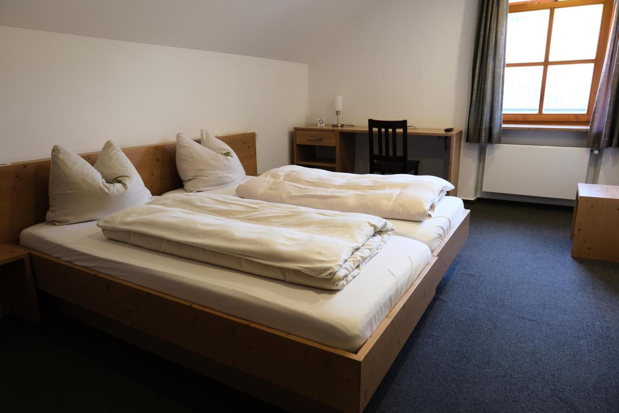 "Beim Butz" Hotel Worth an der Donau Exterior foto