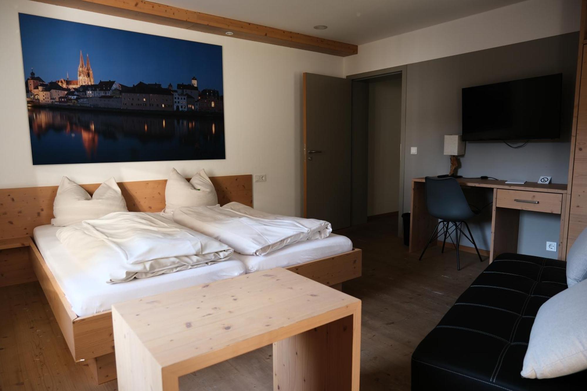 "Beim Butz" Hotel Worth an der Donau Exterior foto