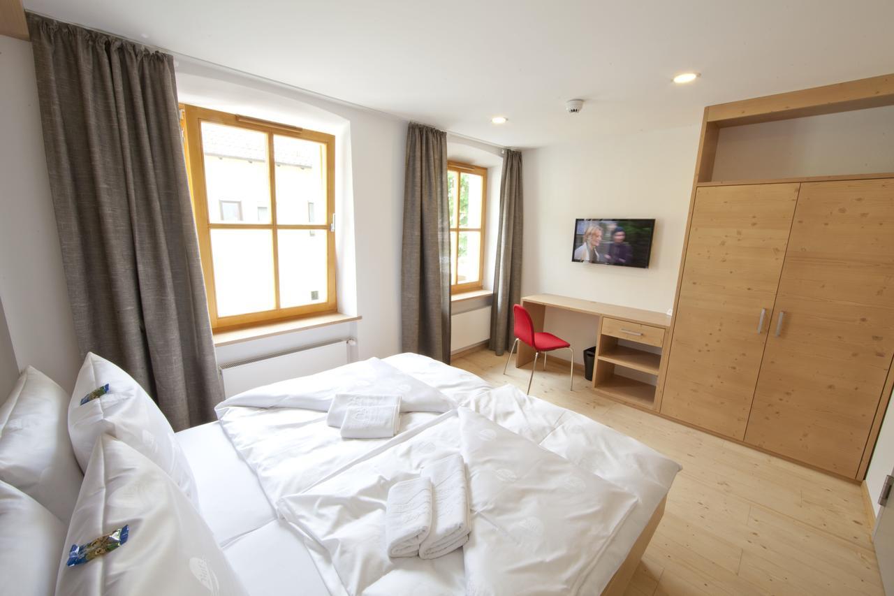 "Beim Butz" Hotel Worth an der Donau Quarto foto